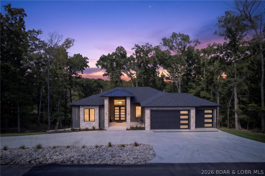 484 Spring Creek Drive Property Photo 1