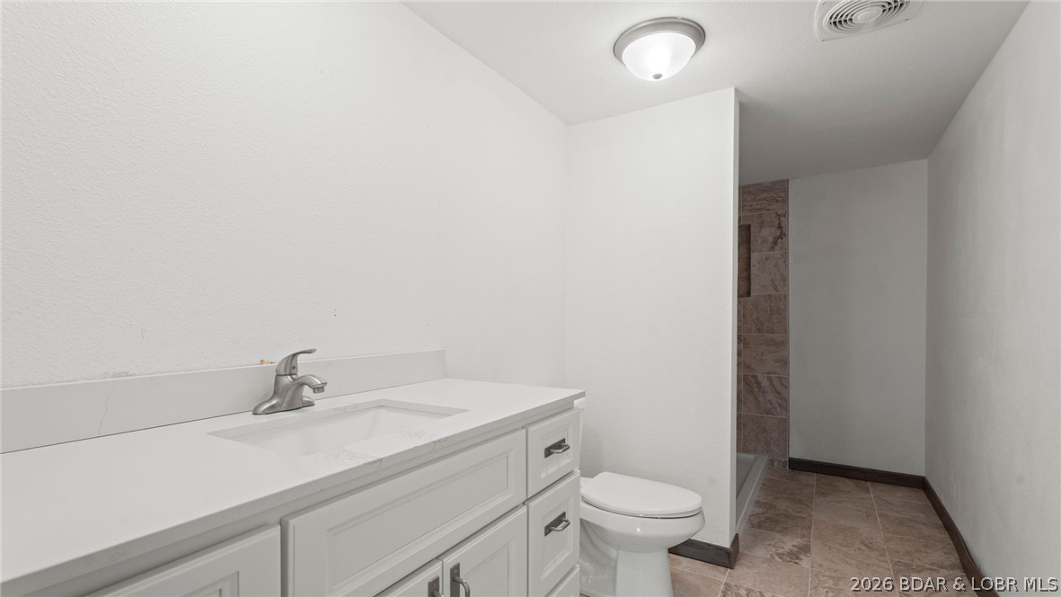 148 Highway D Property Photo 16