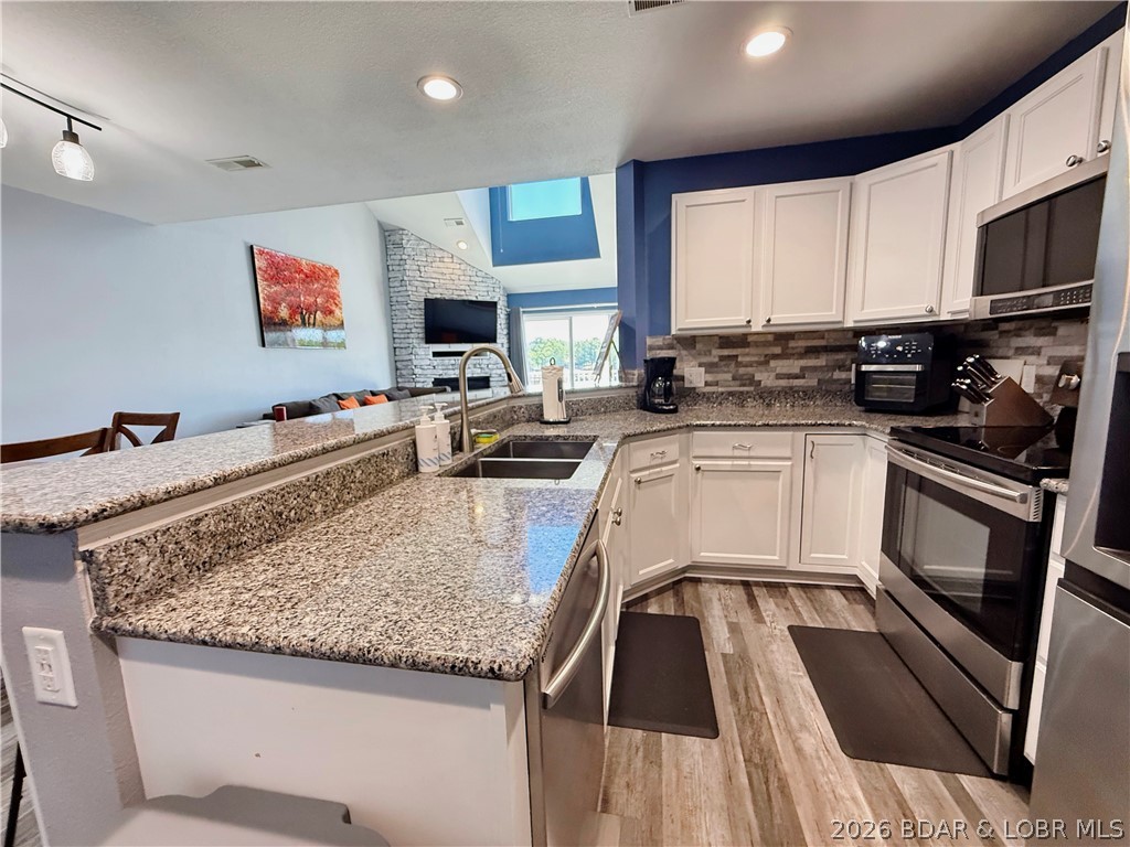 180 Lakeview Resort Boulevard 4e Property Photo 4