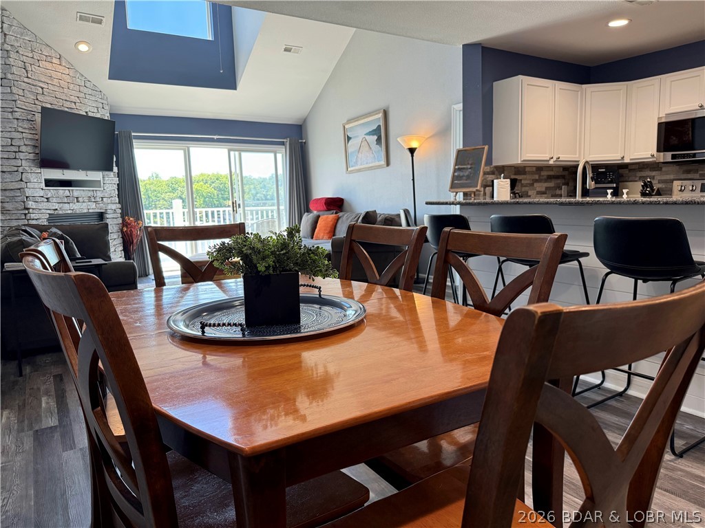 180 Lakeview Resort Boulevard 4e Property Photo 9