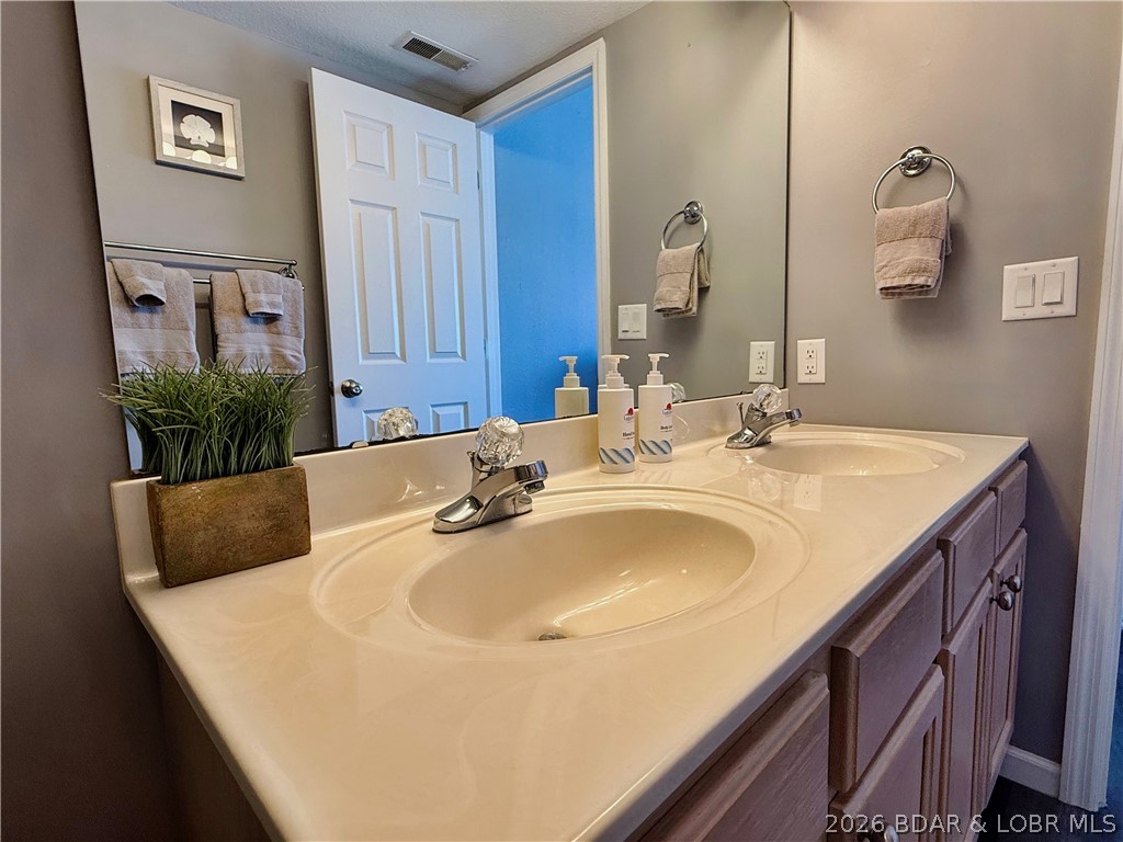 180 Lakeview Resort Boulevard 4e Property Photo 27