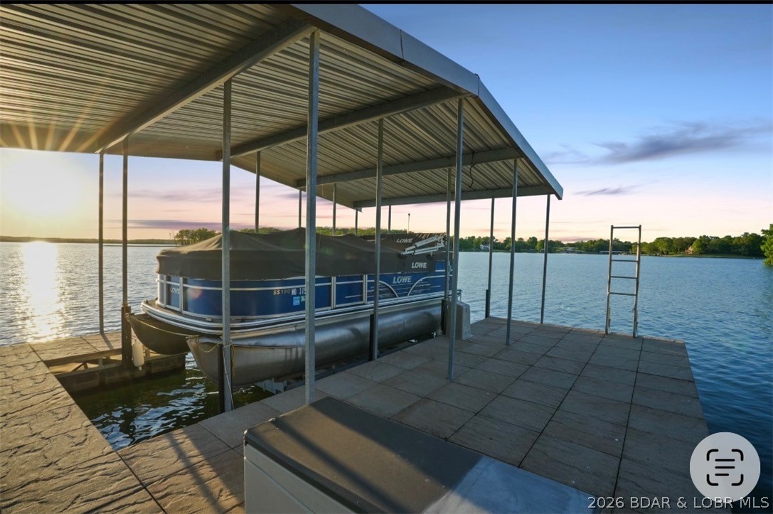 1008 Chickadee Lane Property Photo 6