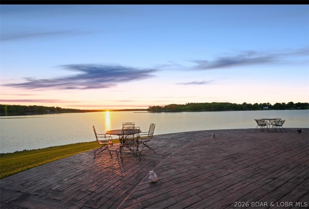 1008 Chickadee Lane Property Photo 7