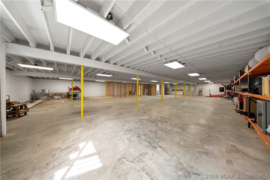 706 N Main Street Property Photo 23