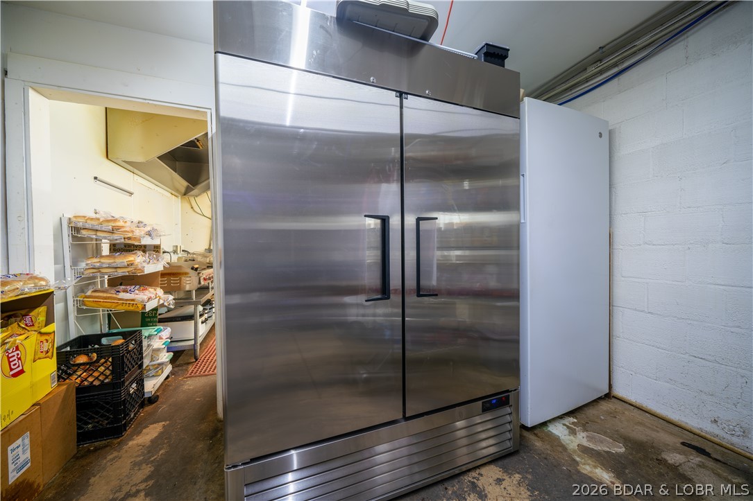 116 E Row Street Property Photo 31