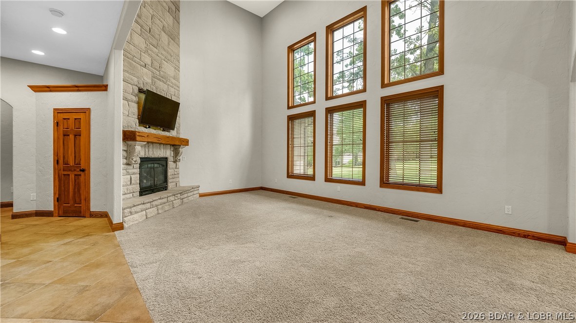 5745 Tree Leaf Court Property Photo 9