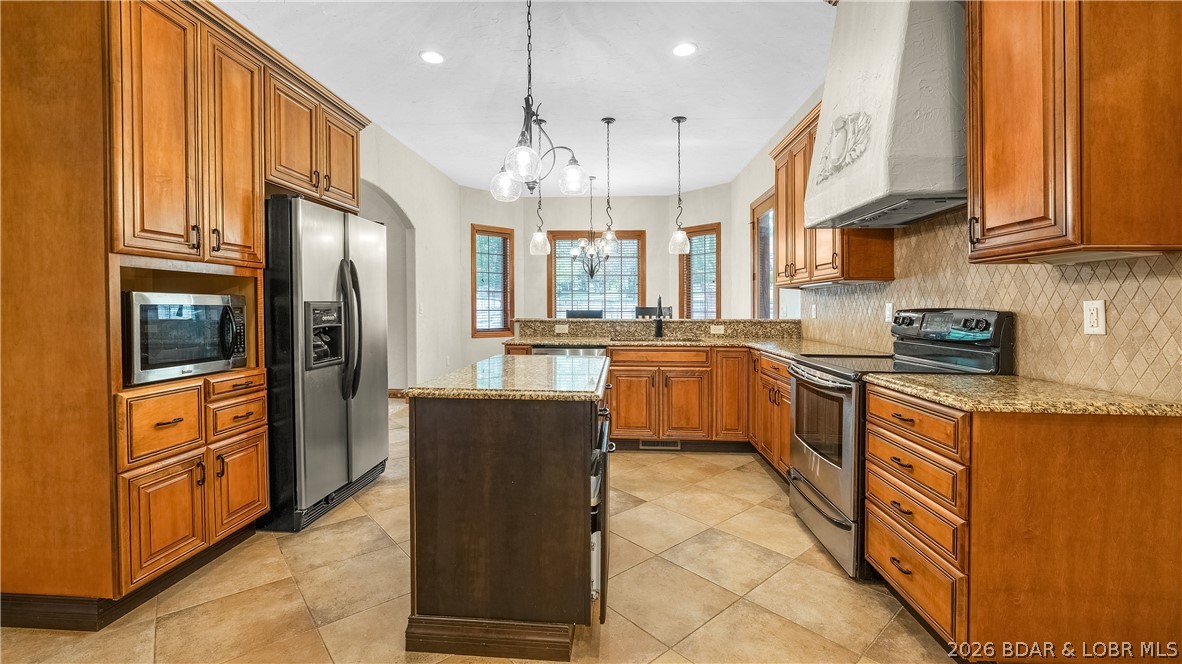 5745 Tree Leaf Court Property Photo 13