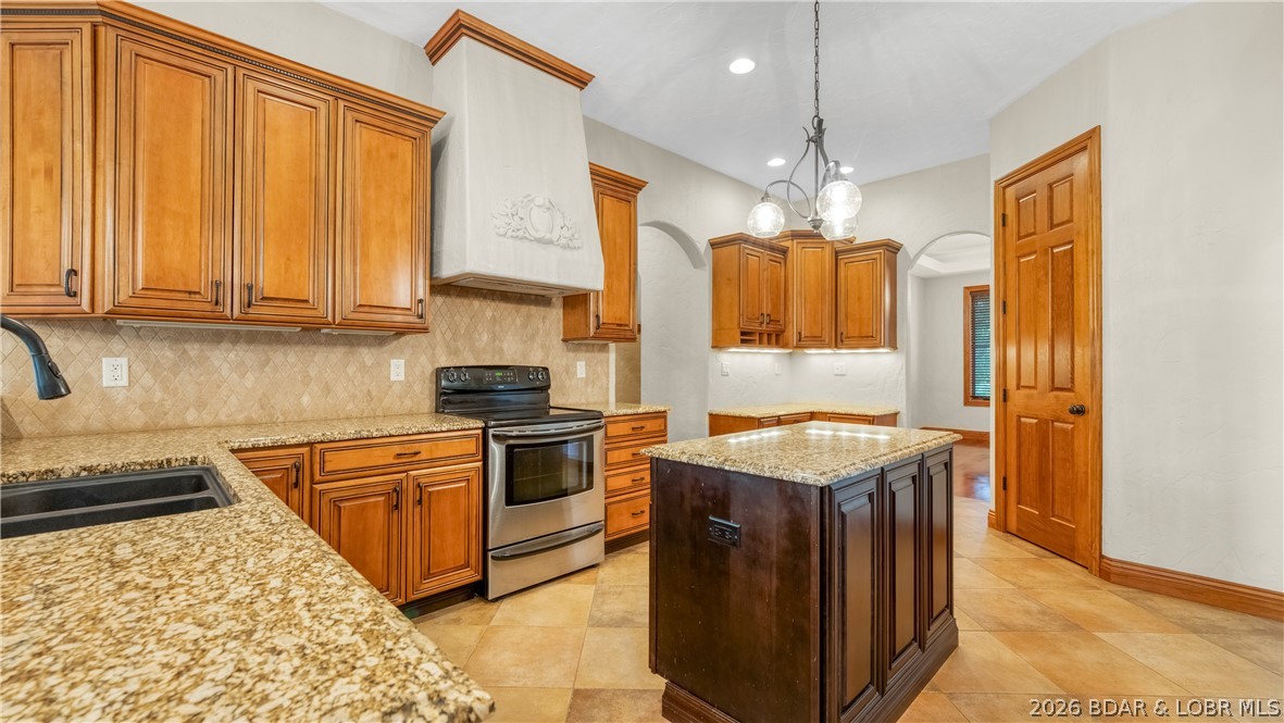5745 Tree Leaf Court Property Photo 17