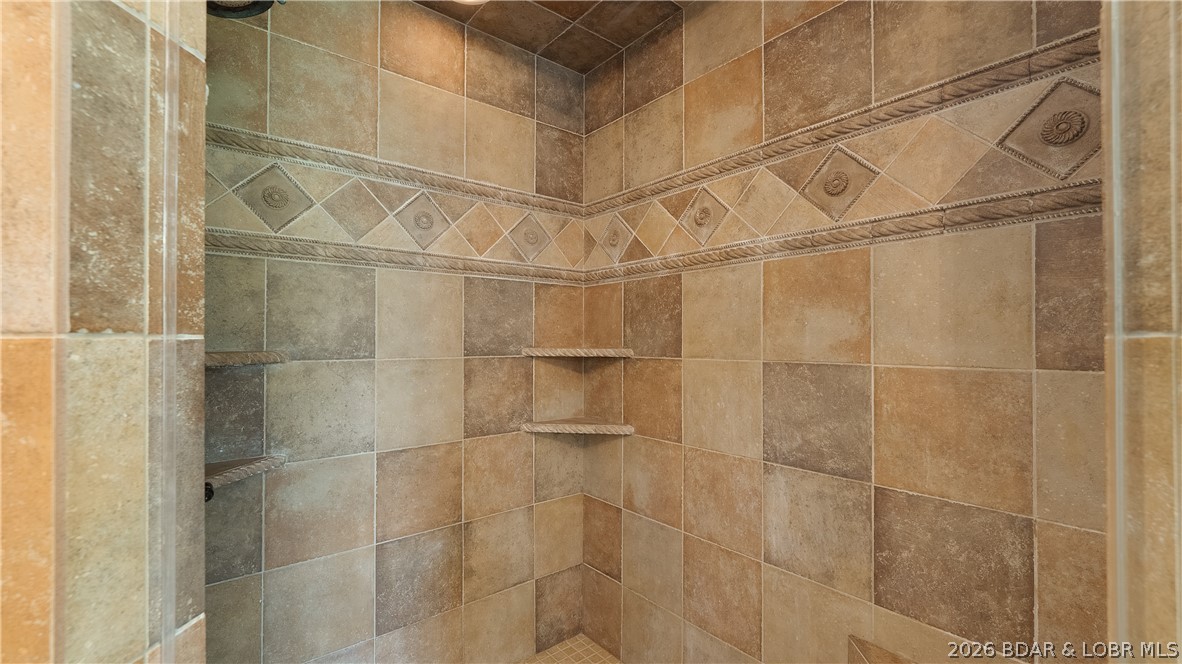 5745 Tree Leaf Court Property Photo 30