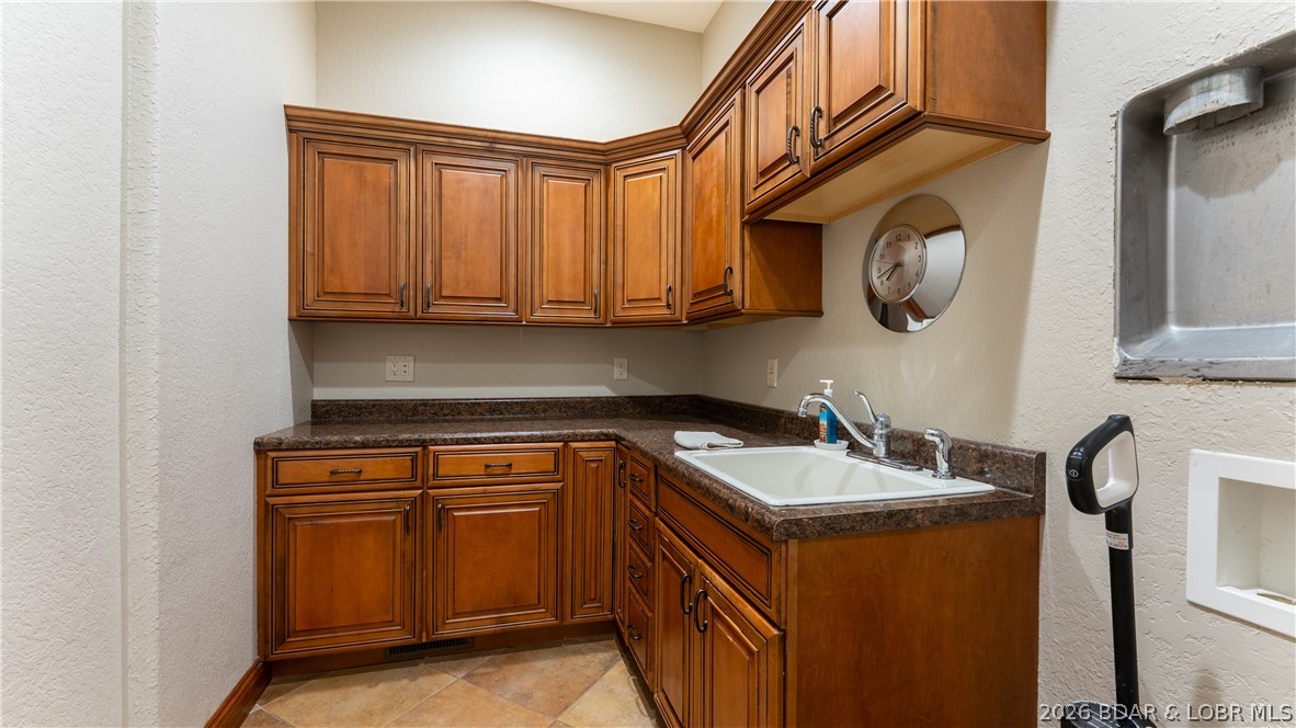 5745 Tree Leaf Court Property Photo 55