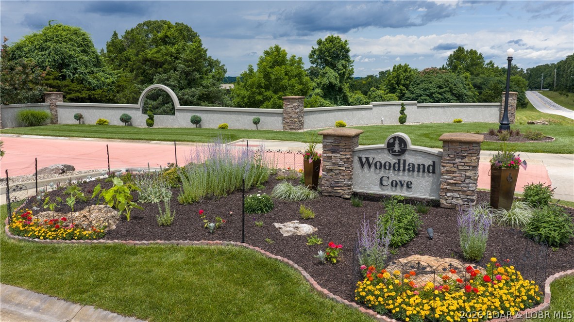 5745 Tree Leaf Court Property Photo 72