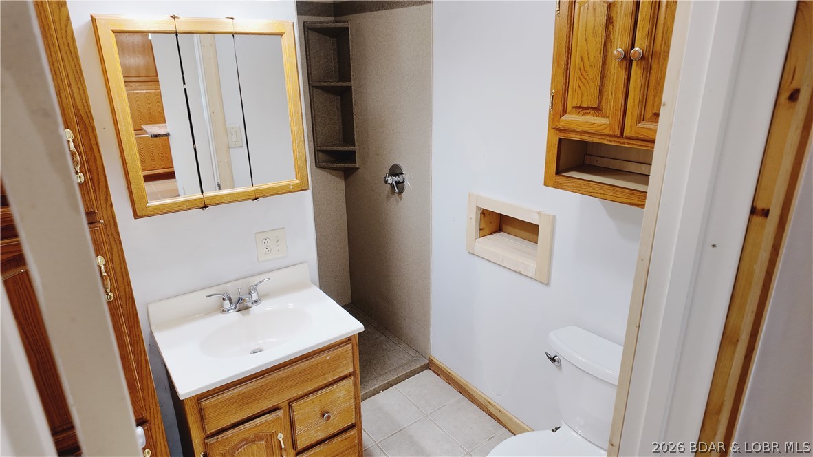 205 S Grand Avenue Property Photo 12