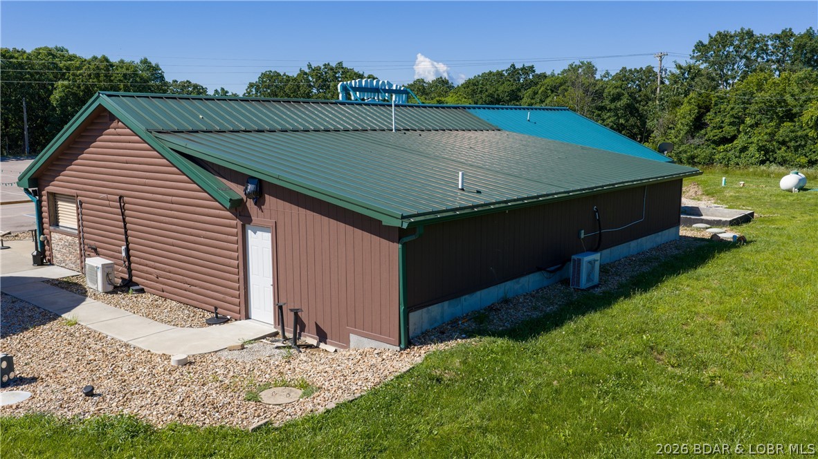 6285 N State Hwy 7 Property Photo 45