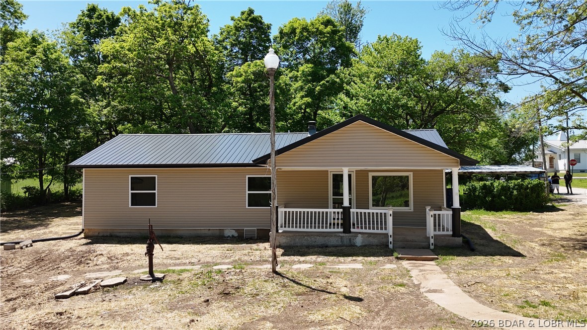 1501 Long Lane Property Photo 1