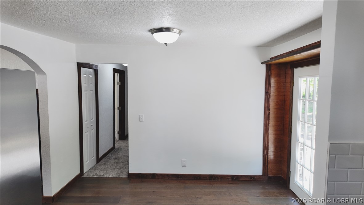 1501 Long Lane Property Photo 5