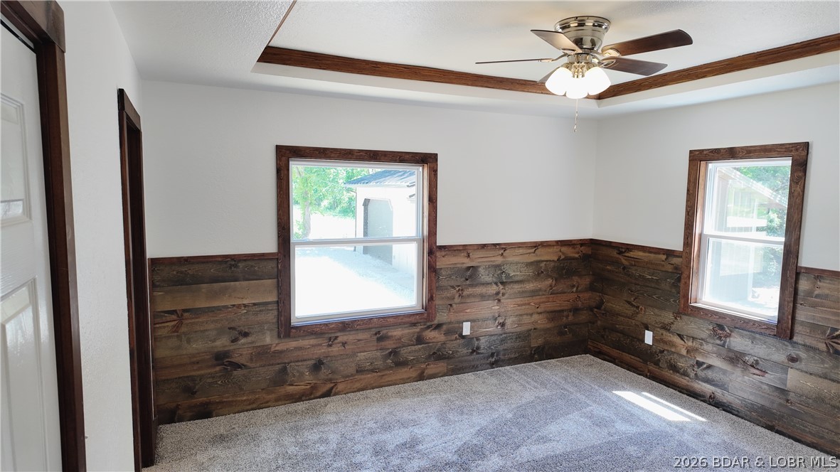 1501 Long Lane Property Photo 19