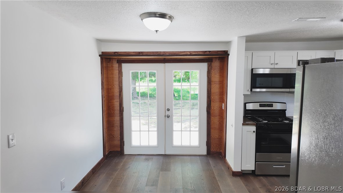 1501 Long Lane Property Photo 20