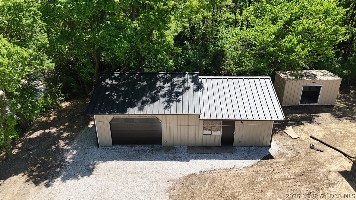 1501 Long Lane Property Photo 32
