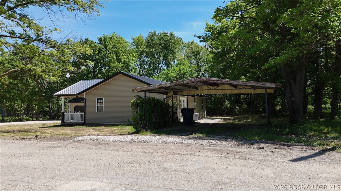 1501 Long Lane Property Photo 33
