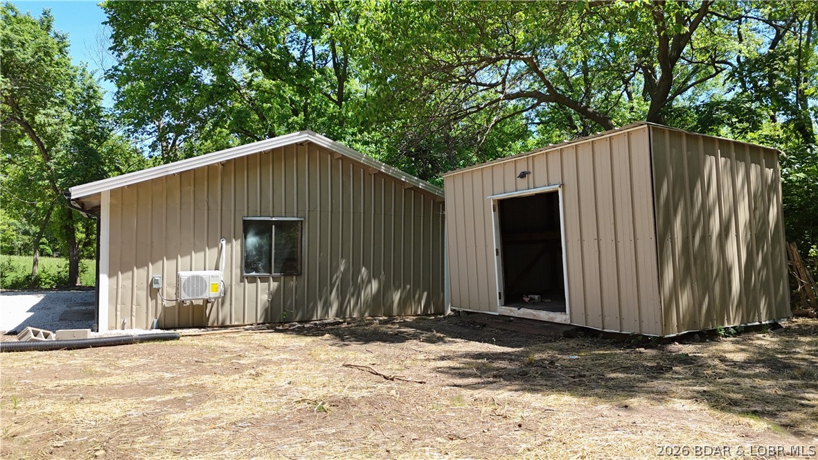 1501 Long Lane Property Photo 34