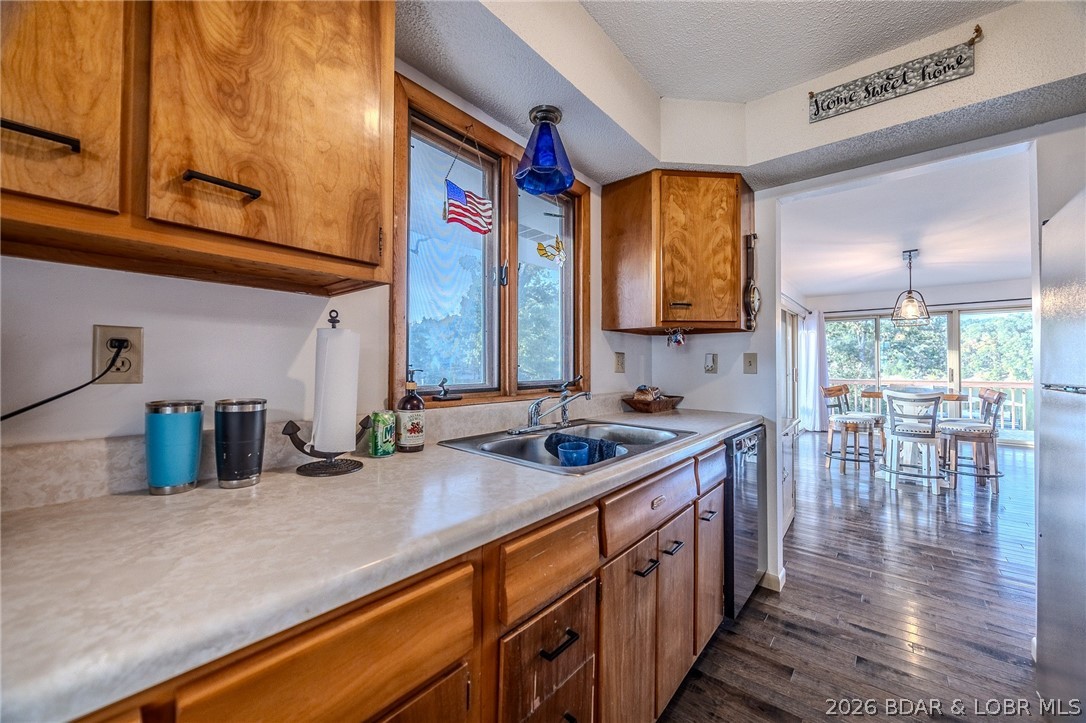 32645 Green Hills Road Property Photo 8