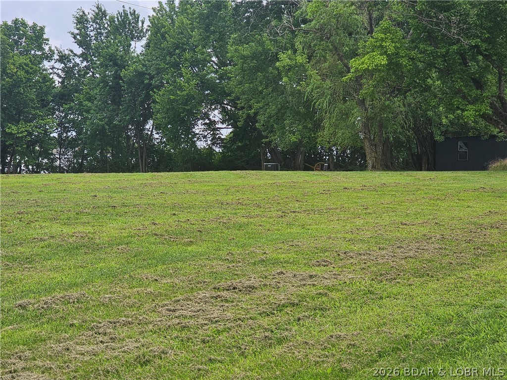 902&906 Railroad Pond Road Property Photo 2