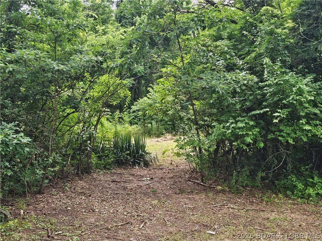 902&906 Railroad Pond Road Property Photo 8