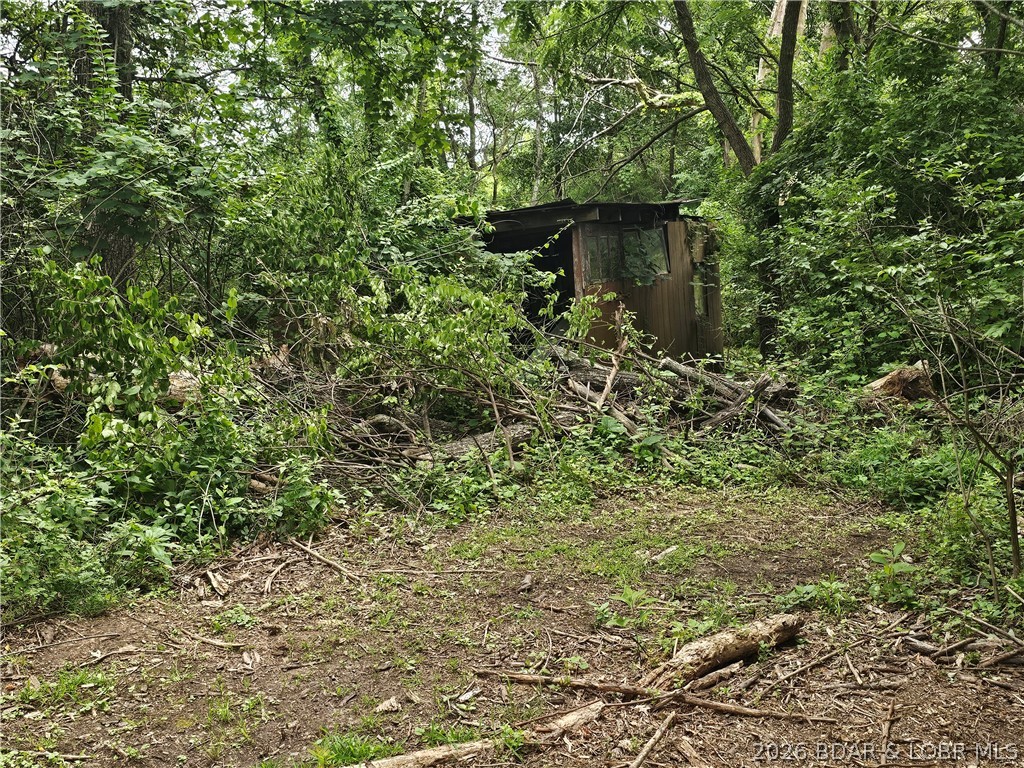902&906 Railroad Pond Road Property Photo 10