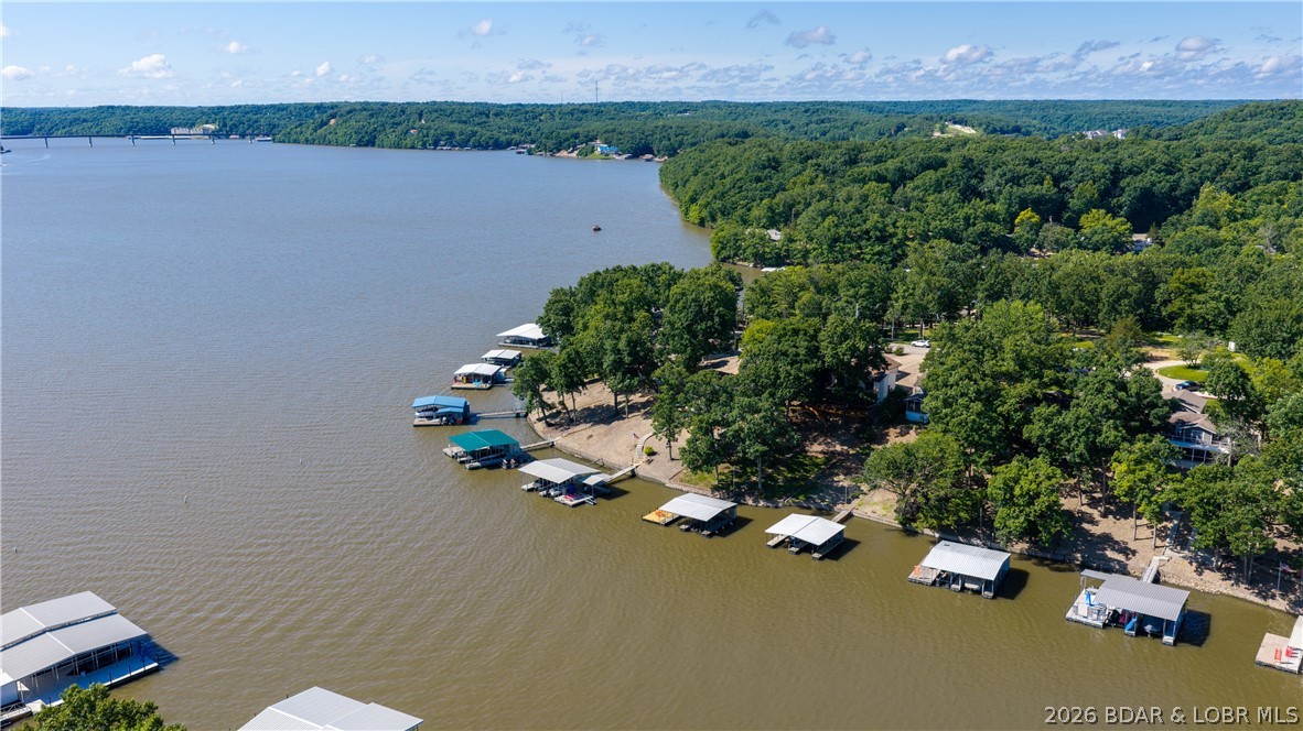 701 Graham Point Property Photo 33
