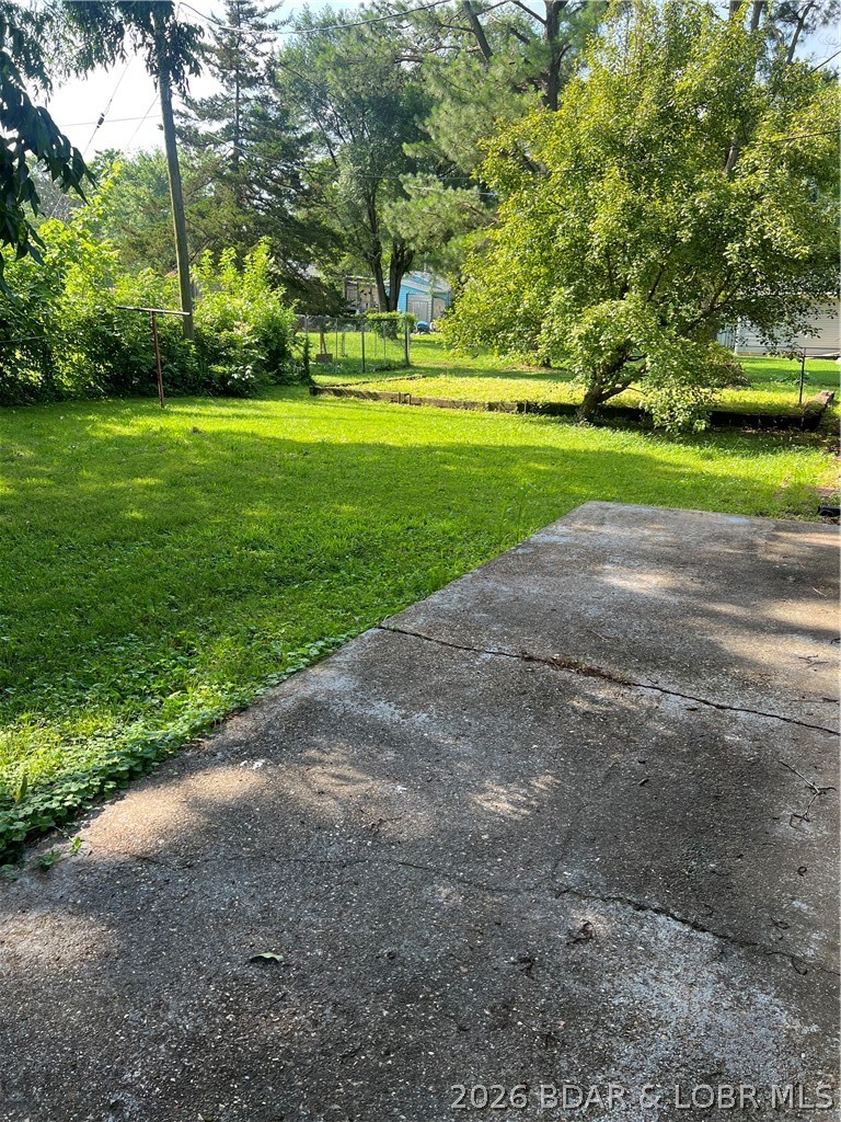 302 S Ross St Property Photo 12