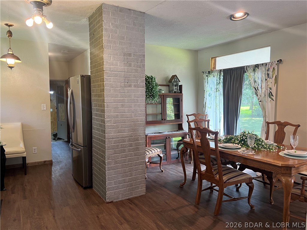 302 S Ross St Property Photo 19