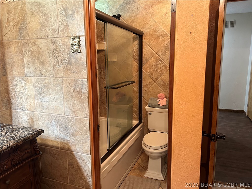 302 S Ross St Property Photo 23