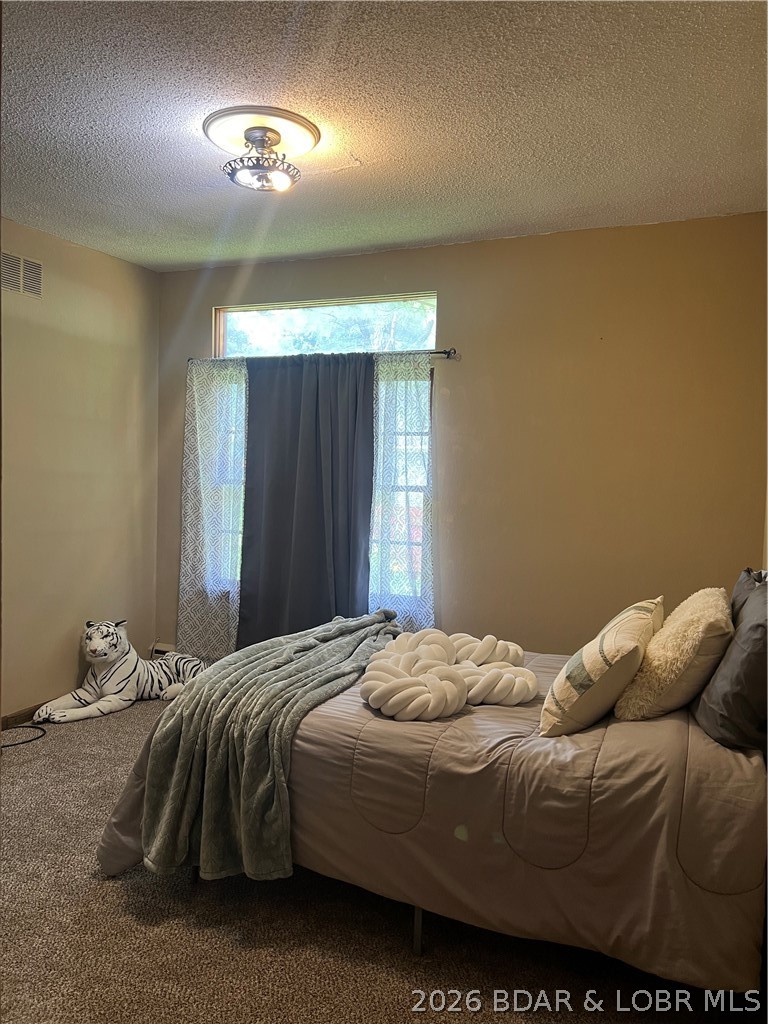 302 S Ross St Property Photo 27