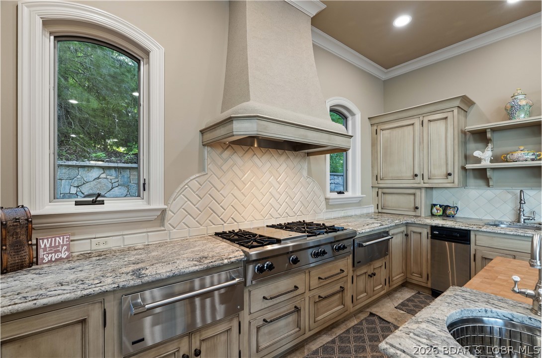 420 Cedar Crest Drive Property Photo 30