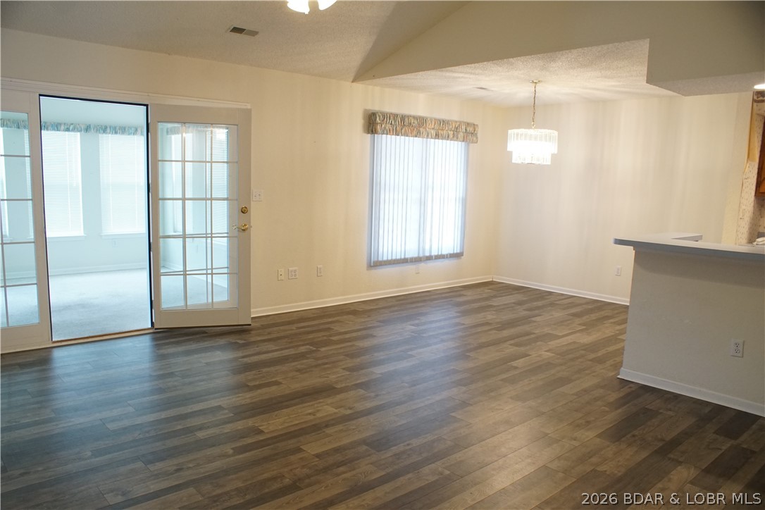 822 Maple Tree Circle Property Photo 8