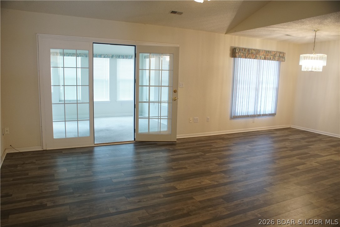 822 Maple Tree Circle Property Photo 9