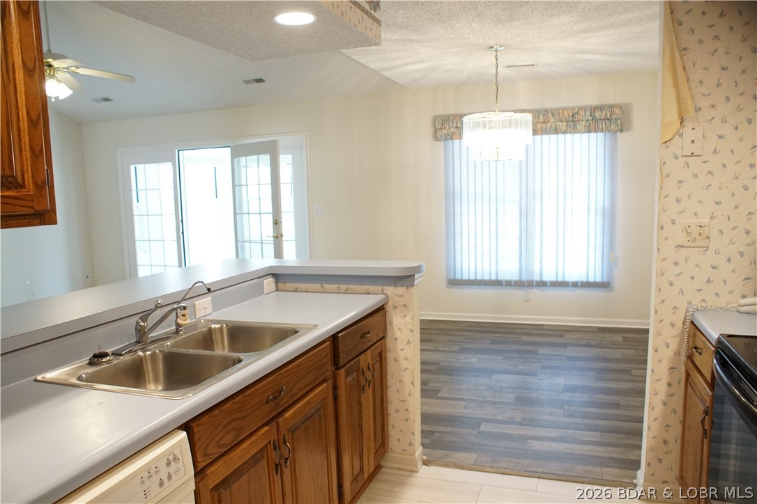 822 Maple Tree Circle Property Photo 17