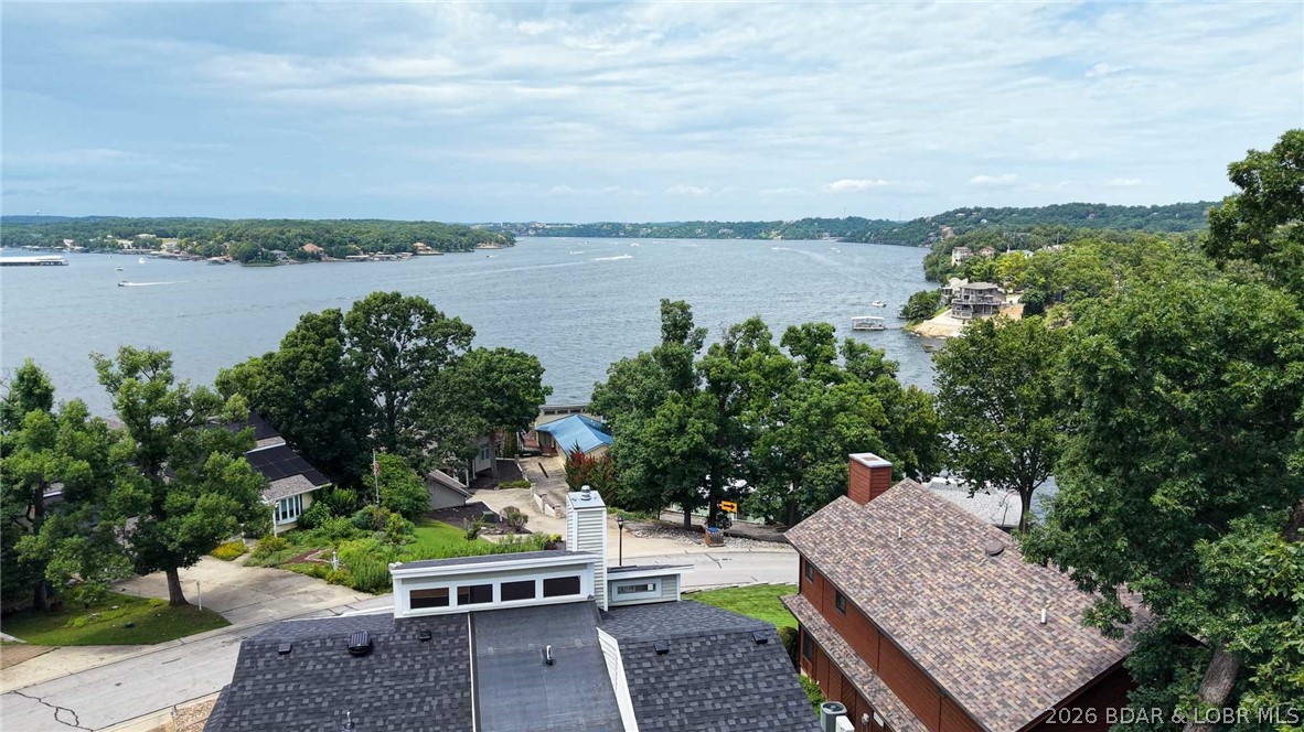 1244 Summit Circle Property Photo 3