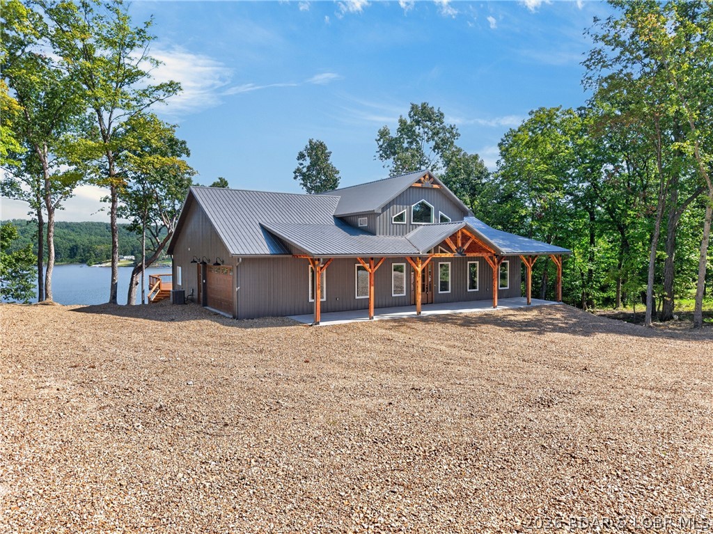 1050 Emerald Hills Drive Property Photo 1