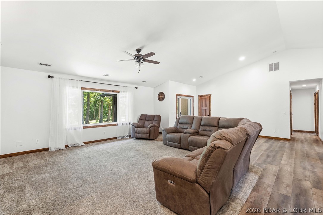 41 Howe Road Property Photo 15
