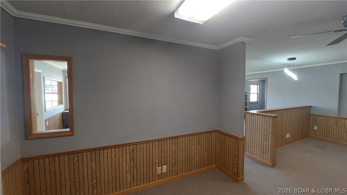 939 Main Street E Property Photo 13