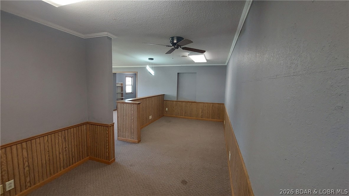 939 Main Street E Property Photo 14