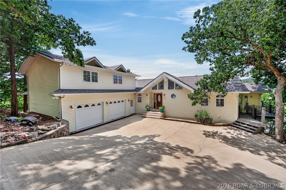 9 Isle Point Property Photo 2