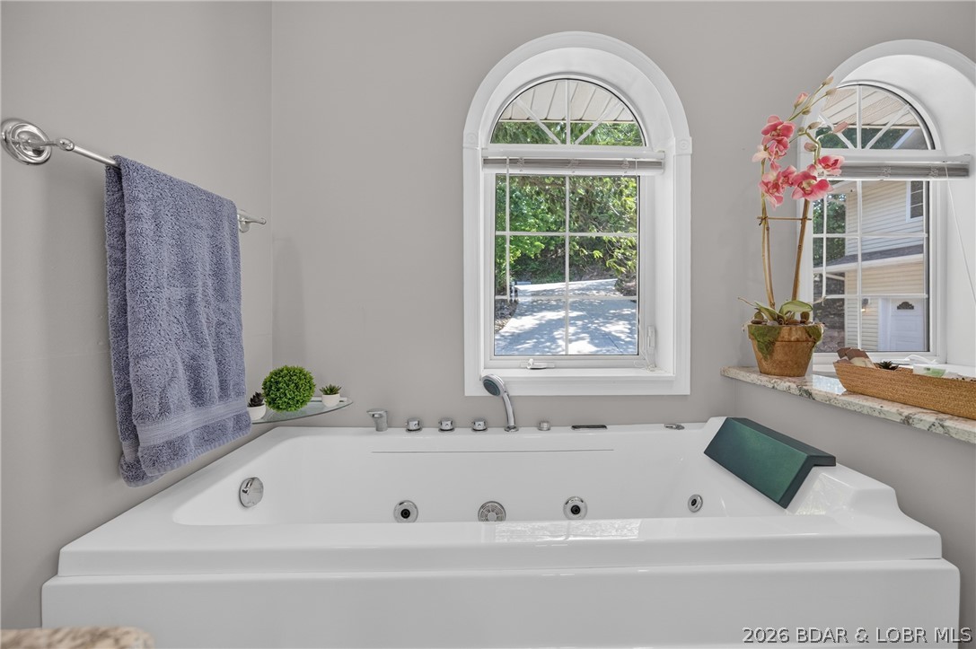 9 Isle Point Property Photo 34