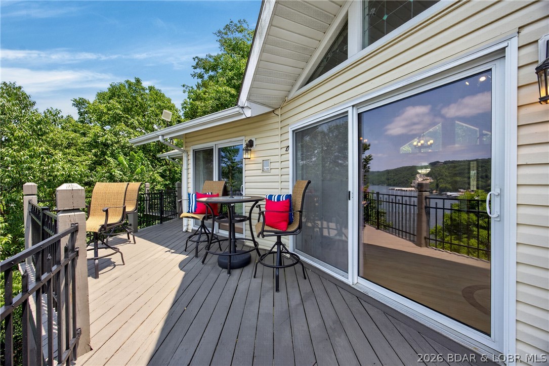 9 Isle Point Property Photo 38