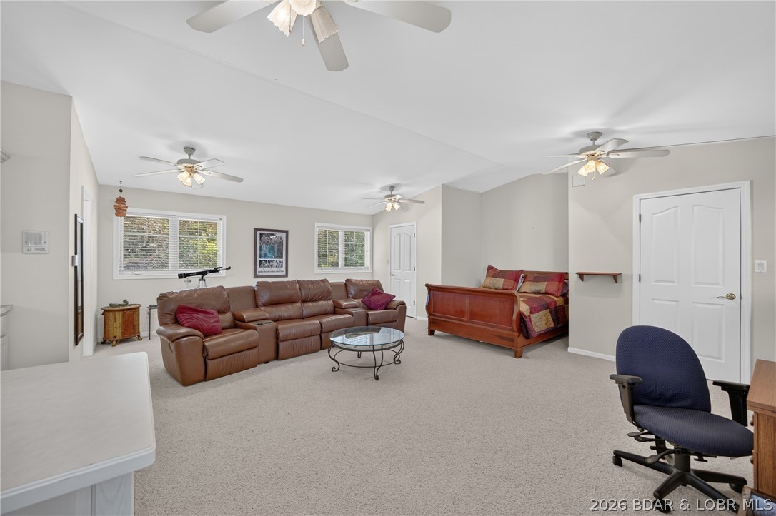 9 Isle Point Property Photo 42