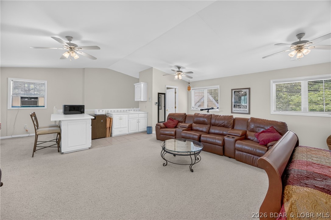 9 Isle Point Property Photo 43