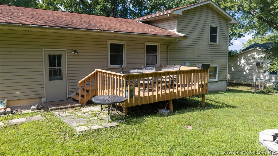 807 Rollotrend Lane Property Photo 2