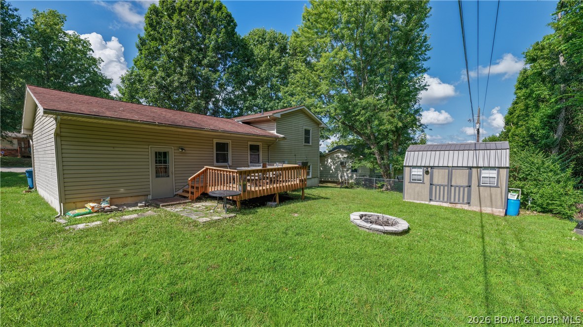 807 Rollotrend Lane Property Photo 3
