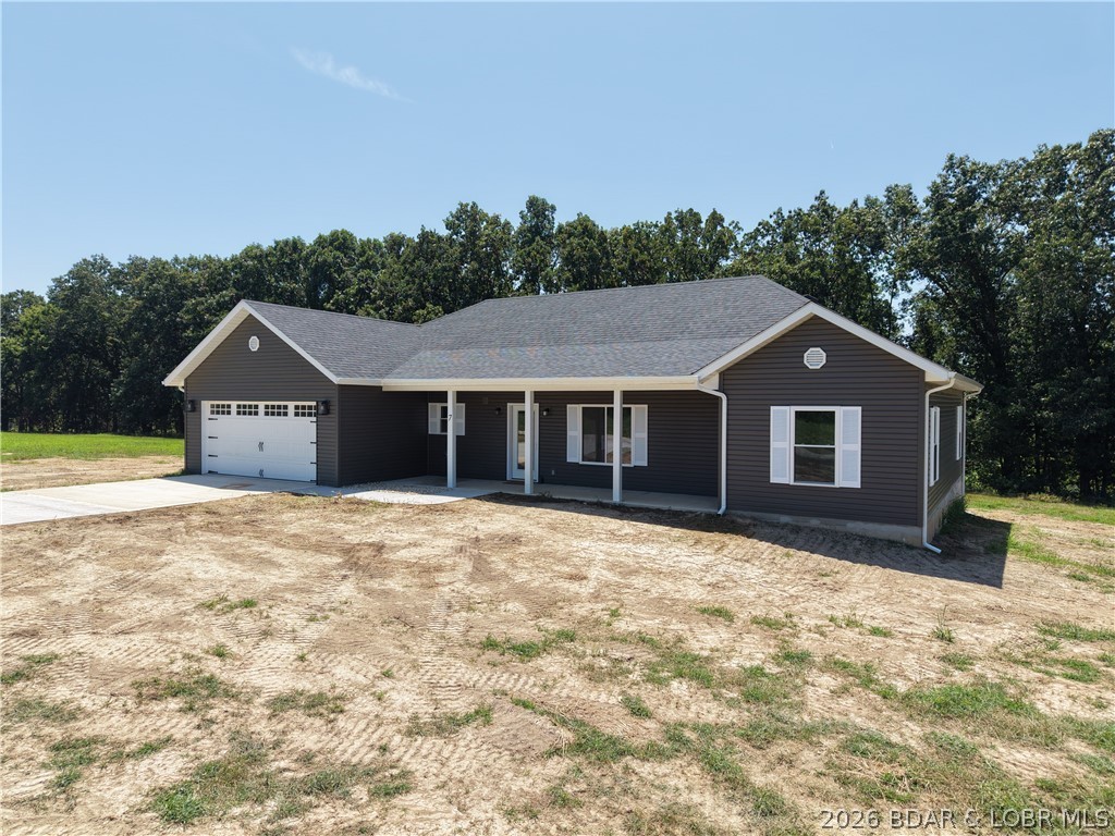 7 Oak Tree Lane Property Photo 2